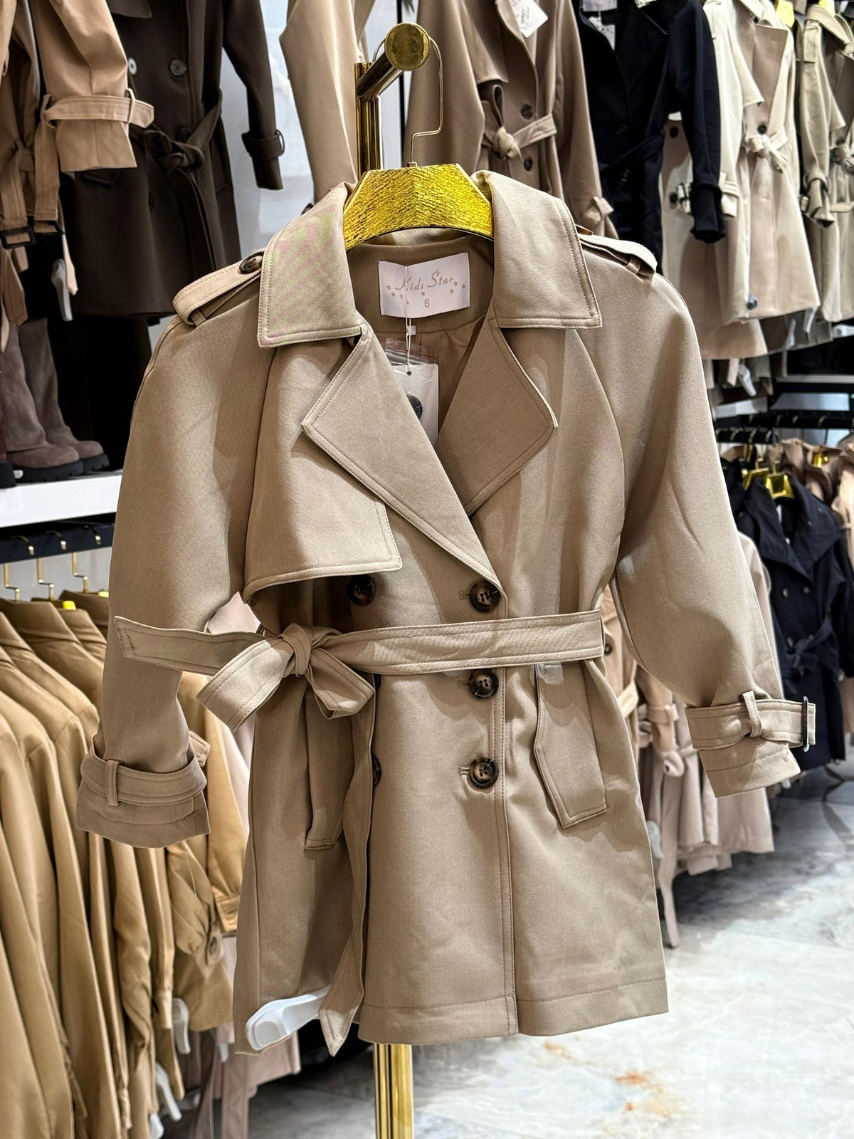 Trench parisienne nouee
